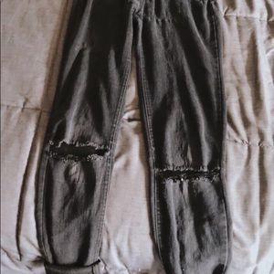 Ripped super high wasted black jeans